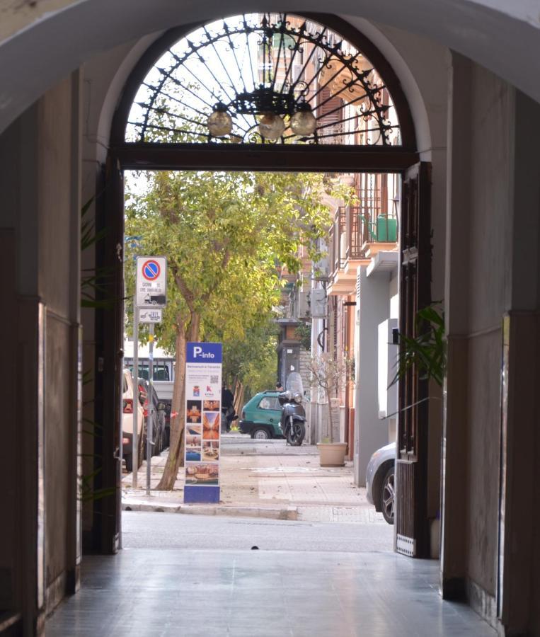 The Court Suites & Spa Tarente Buitenkant foto