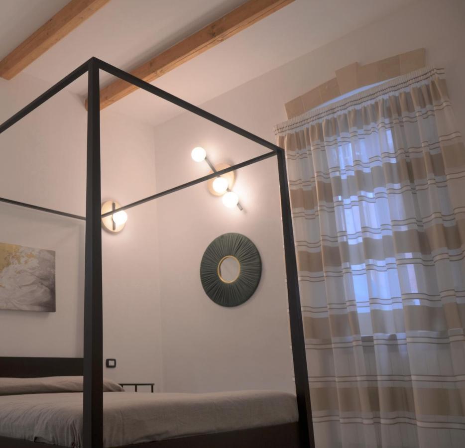 The Court Suites & Spa Tarente Buitenkant foto